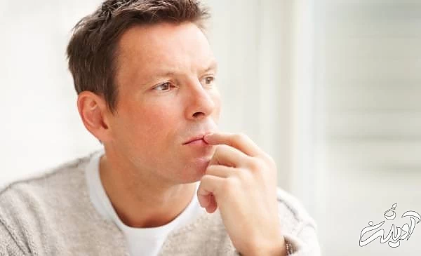 آدم فضول و حسود